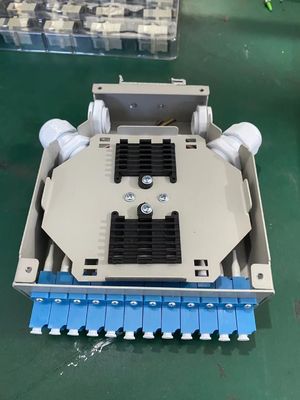 端子ボックス DIN レールに取り付けられたアルミニウム LC/Sc Sx/Dx 光ファイバー、テレコム FTTX 用