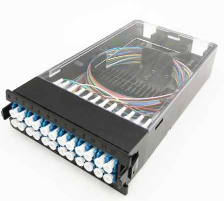 96F カセットアダプターパネル 1U ラックマウント MPO パッチパネル データセンターの高さ 1U