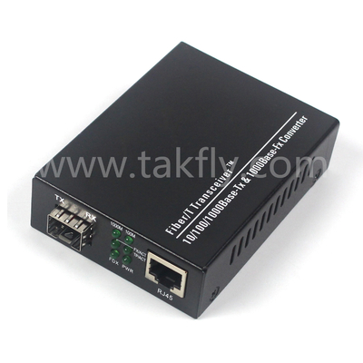 フル/ハーフデュプレックスとST/SC接続の10G非管理ファイバーメディアコンバーター