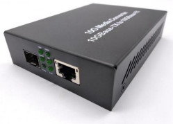 SFP+とRJ45ポートの10G管理されていないメディアコンバータ