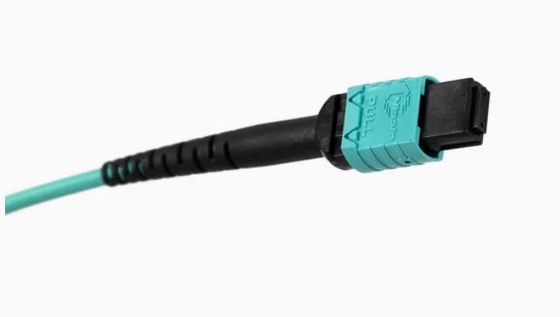 MTP互換性 Om3 MPO から MPO オプティックファイバーケーブル Qsfp+トランシーバー 5g通信 B型