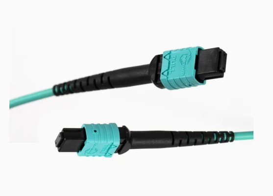 MTP互換性 Om3 MPO から MPO オプティックファイバーケーブル Qsfp+トランシーバー 5g通信 B型