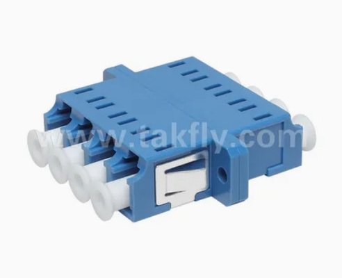 LC Quad APC Upc 4コア フレンジ・シンプレックスとデュプレックスボディスタイル付き光ファイバーアダプター 挿入損失 ≤0.2dB