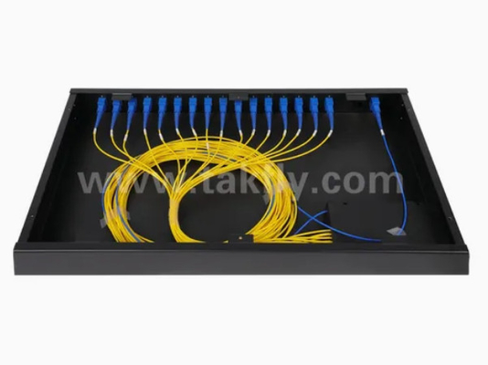 Gpon Epon 32 ポートラック マウント 光ファイバースプリッタ SC/APCコネクタ 高信頼性と安定性