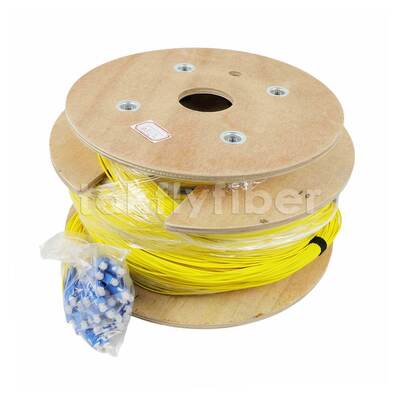 48コア G657A OS2 高密度接続のための先端断裂ファイバーパッチケーブル