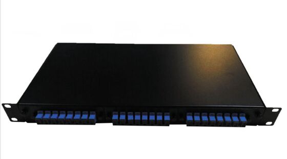 1U フロント アクセス ラックマウント ODF 2 スプライス トレイと 12-48 コア容量