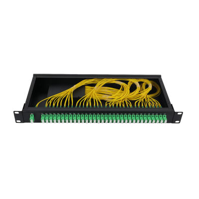 OEM 1U 19 インチ 2x64 ラックマウント LC 光ファイバー PLC スプリッター、FTTx データセンター用