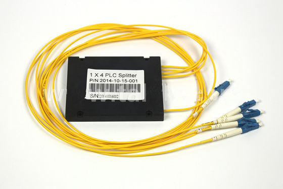 ABS 1 x 4 LC UPC SMの繊維光学PLCのディバイダーG657A1 2.0mm LSZH繊維ケーブル