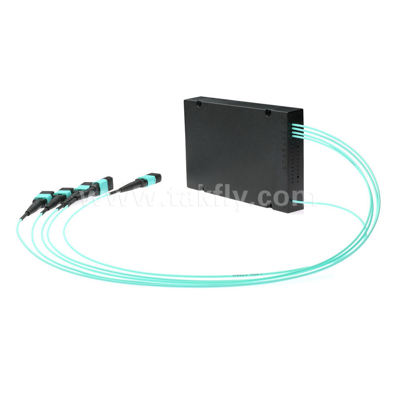 MPO/MTP Fanout Cable PLC Splitter 1x4 SM/MM データセンターのための光ファイバー FTTX