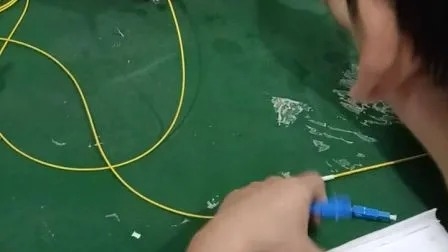 タクフライ SC/FC/LC 光ファイバーコネクタ APC 0.3dB 挿入損失