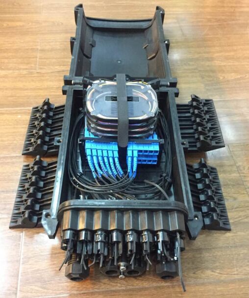 中国からの FTTx 通信ネットワーク システム用 FTKS-1708-24C-16F ファイバー終端ボックス