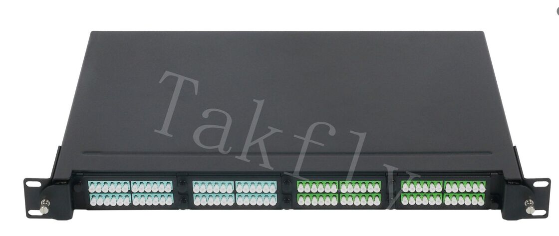MPO/MTP ファイバー分配パネル – 1U ラックマウント、コネクター付きカセット モジュール、4 スロット、LC/MPO インターフェイス、データセンターファイバー管理用