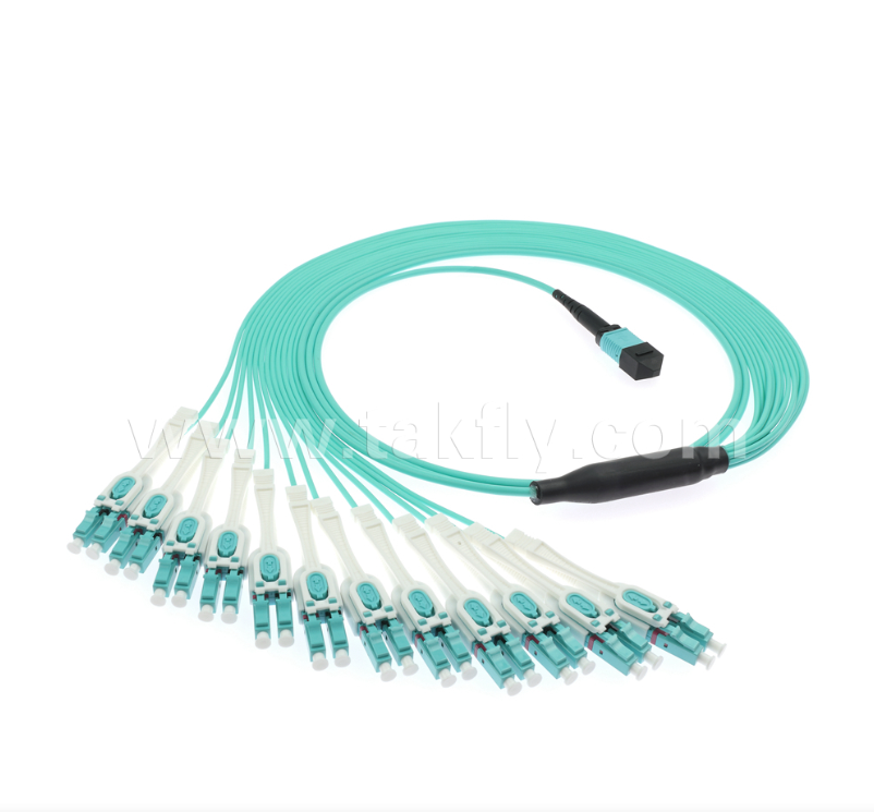 MPO/MTP to LC Uniboot Breakout Patch Cord OM3 マルチモード,高密度,極度逆転可能 40G/100G データセンター